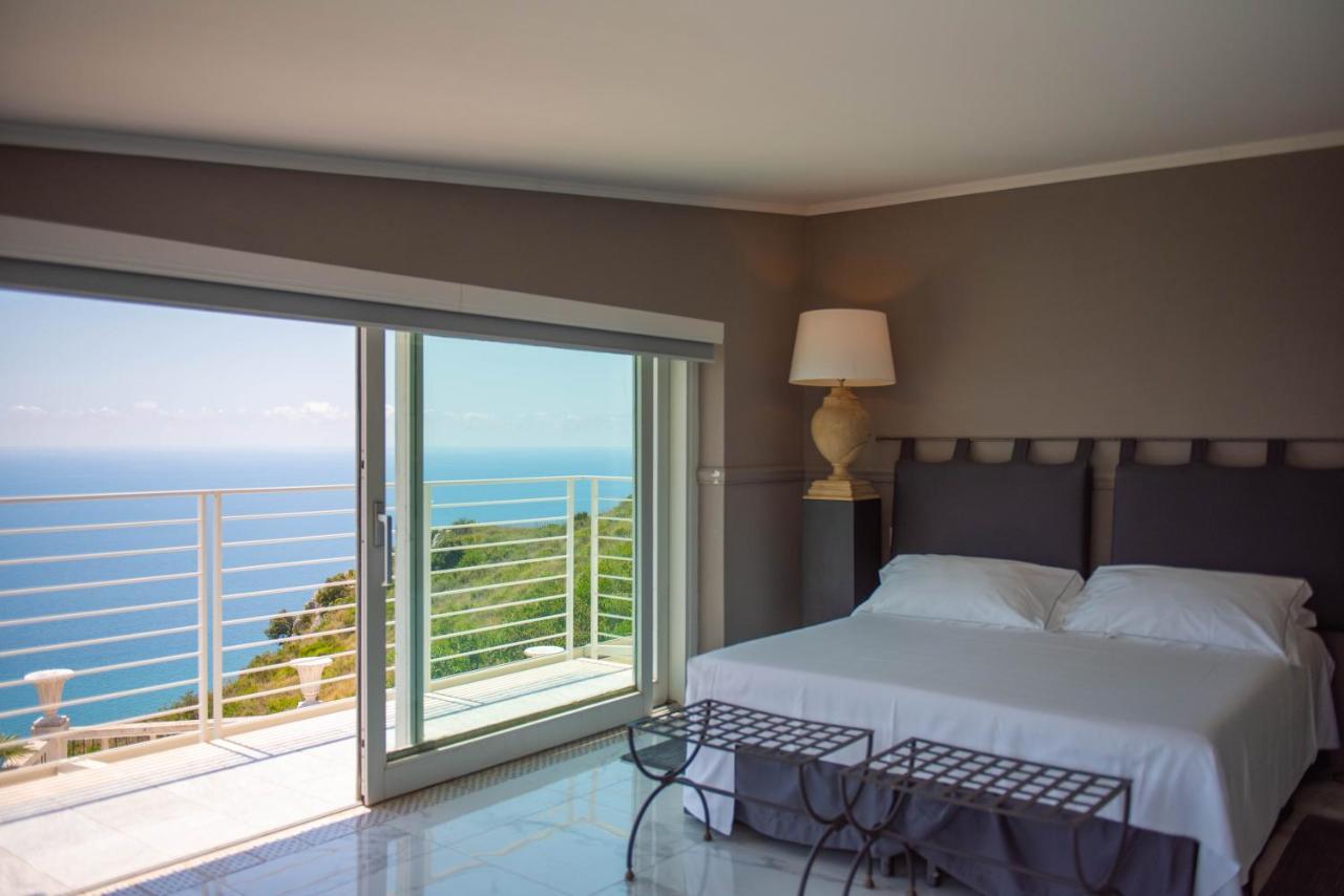 La Librata Boutique Hotel Terracina Zewnętrze zdjęcie