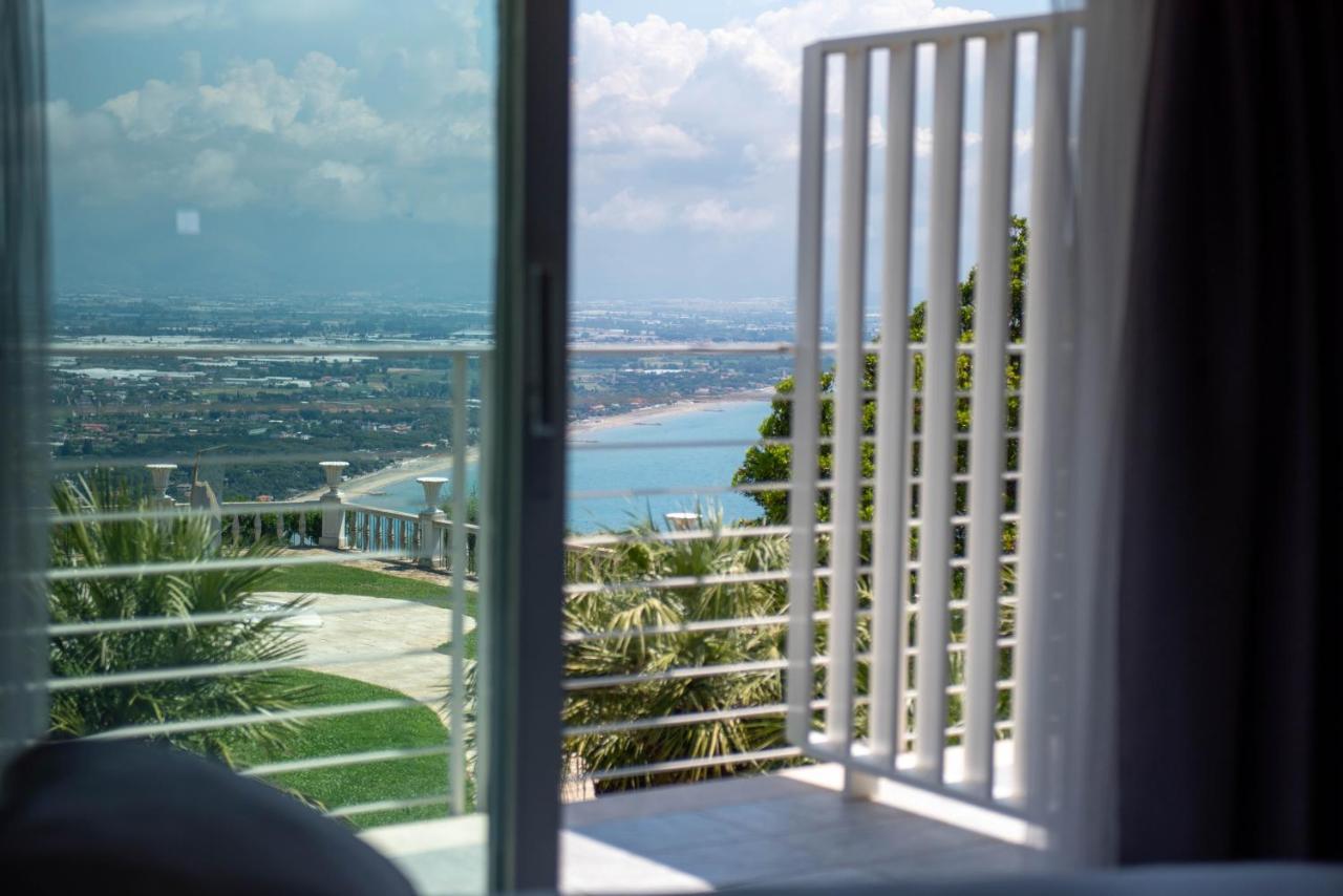 La Librata Boutique Hotel Terracina Zewnętrze zdjęcie