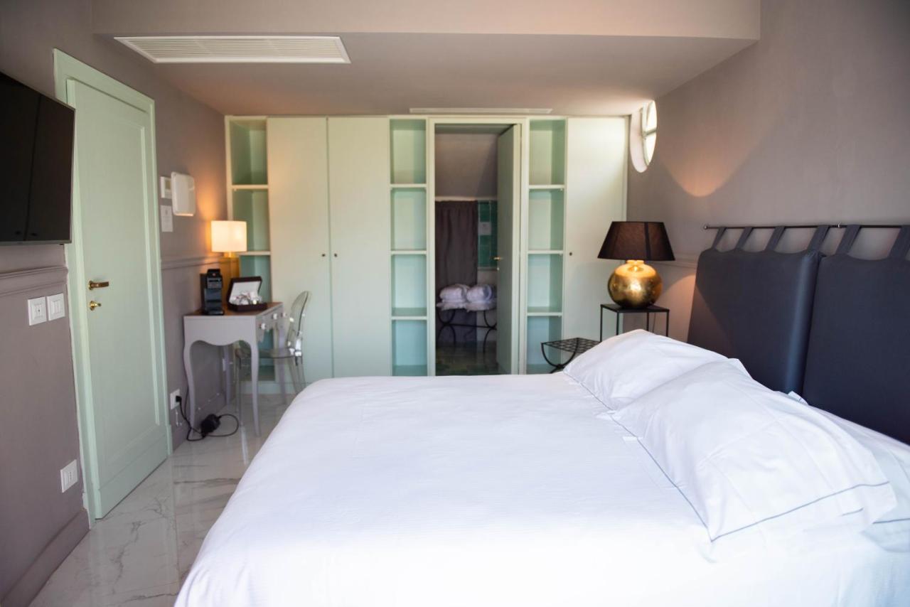 La Librata Boutique Hotel Terracina Zewnętrze zdjęcie